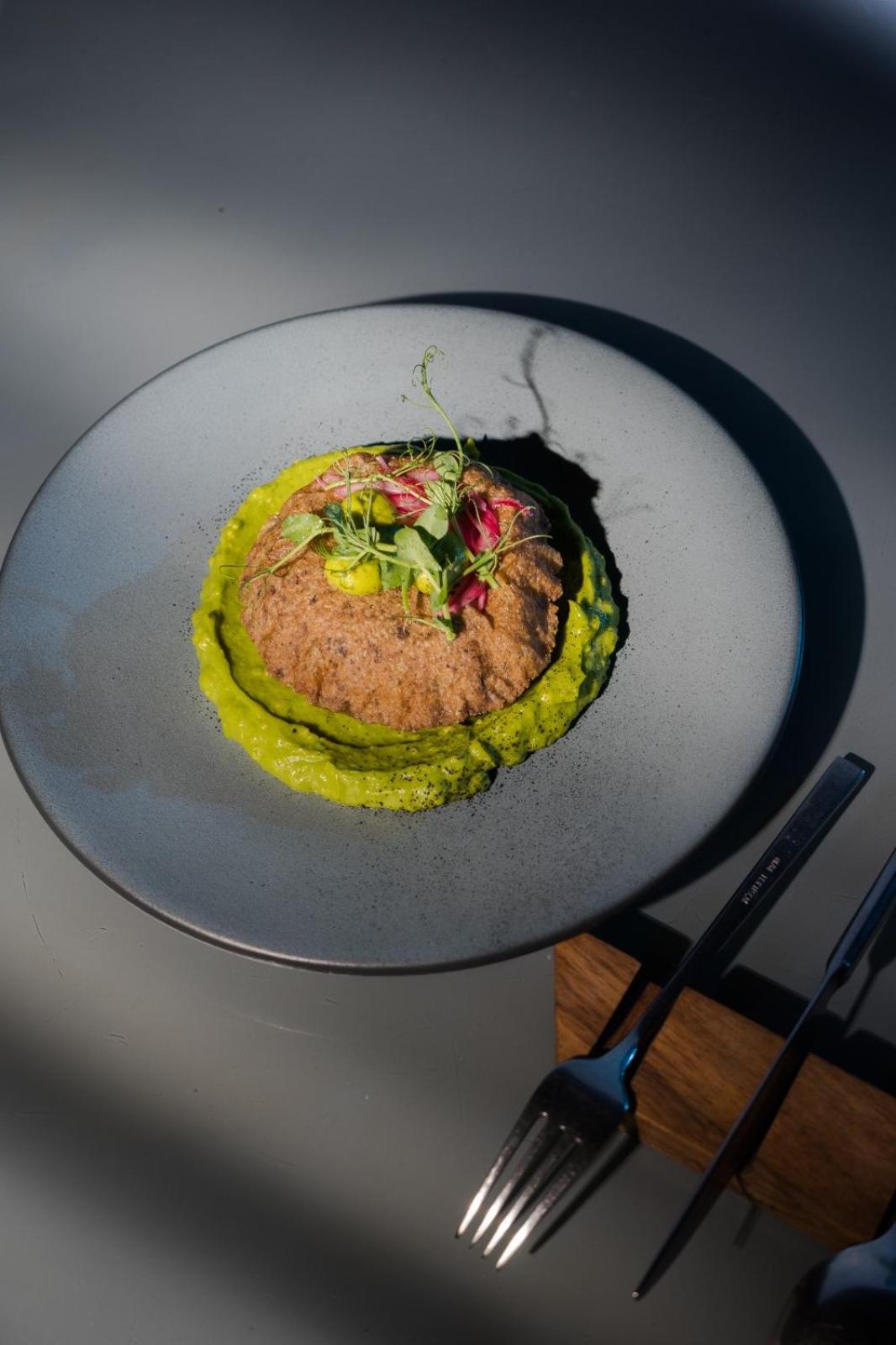 Hotel Makaaba Eco-Boutique 巴卡拉尔 外观 照片 A vegan dish at the restaurant